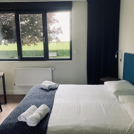 Logis Hotel & Restaurant De L'Aerodrome De La Baie De Somme Buigny-Saint-Maclou Ngoại thất bức ảnh