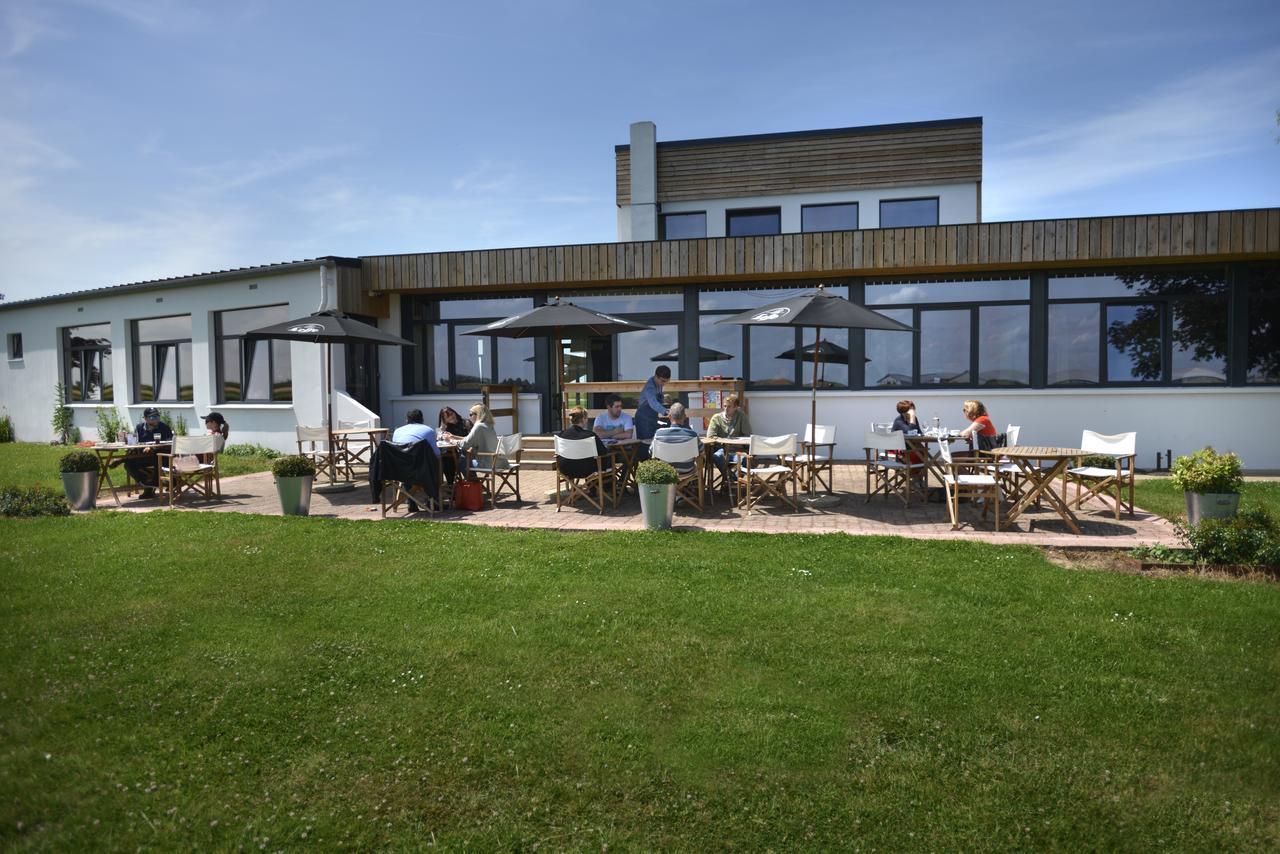 Logis Hotel & Restaurant De L'Aerodrome De La Baie De Somme Buigny-Saint-Maclou Ngoại thất bức ảnh