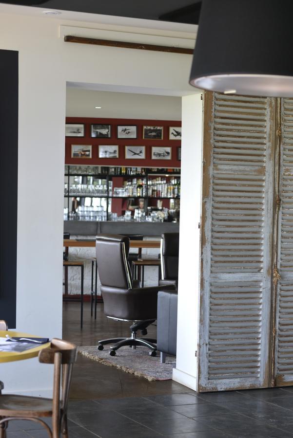 Logis Hotel & Restaurant De L'Aerodrome De La Baie De Somme Buigny-Saint-Maclou Ngoại thất bức ảnh
